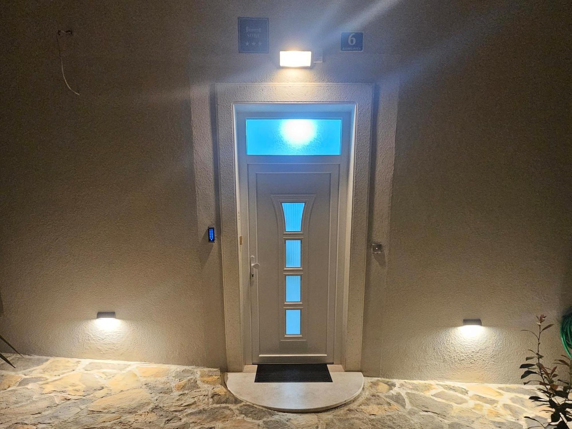 Split Varos Inn Bagian luar foto